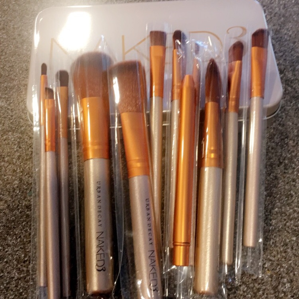 Makeup brushes set 12 pieces